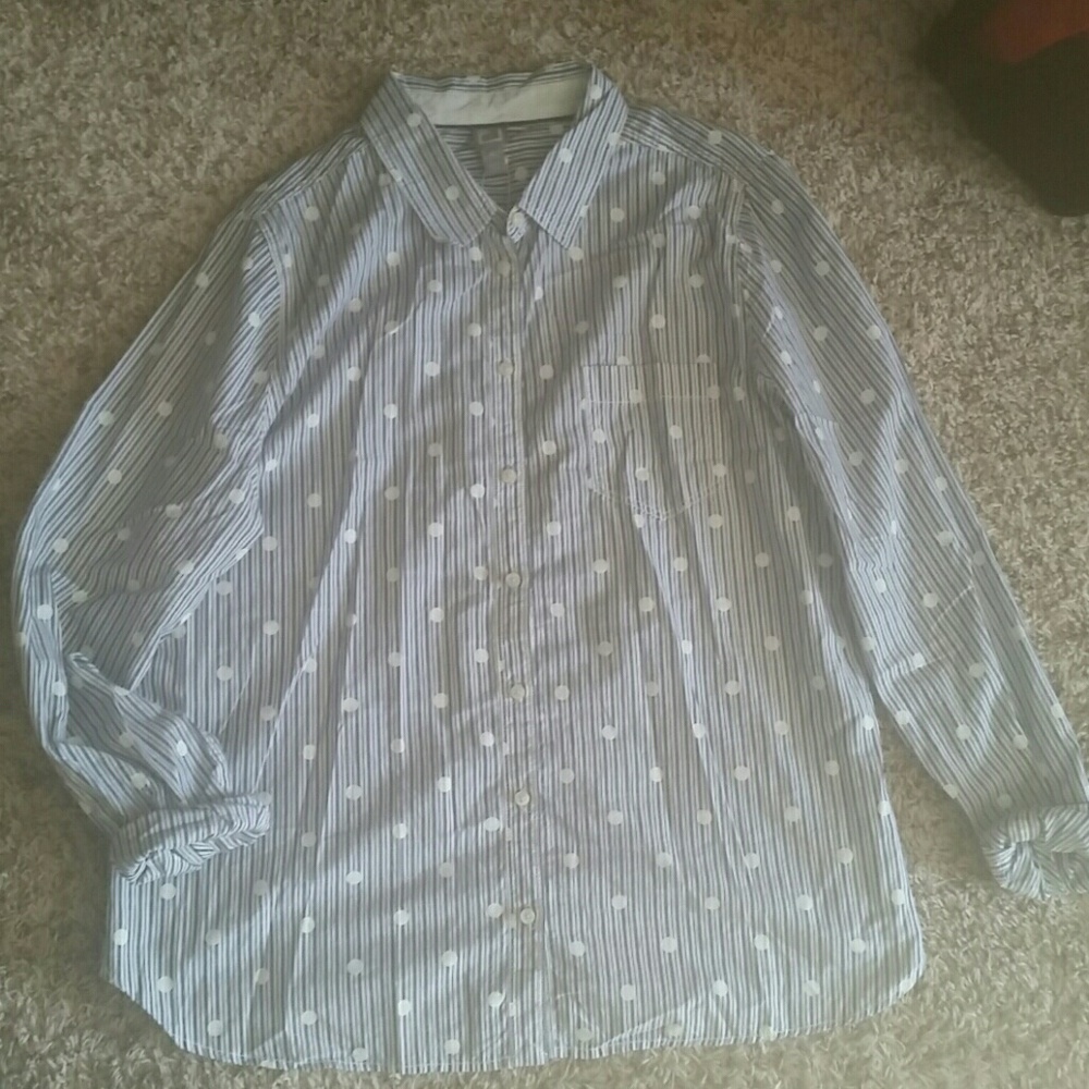 Dotted long sleeve shirt